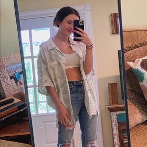 KNIGHTSBRIDGE HAWAIIAN FLORAL BUTTON UP SHIRT